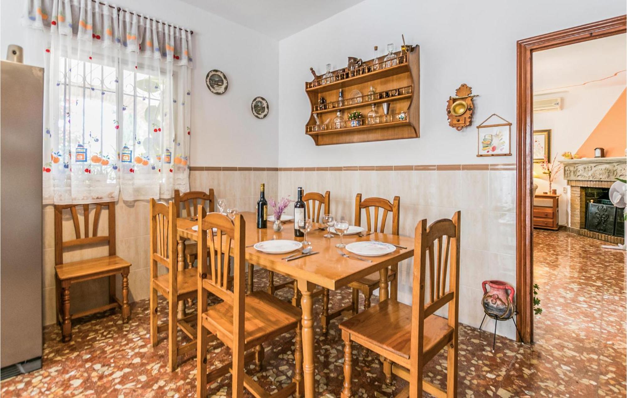 3 Bedroom Beautiful Home In Fuente Tojar Ngoại thất bức ảnh